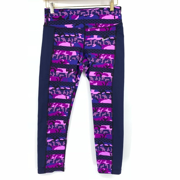 Nike Pants - 🌵 Nike Clash Epic Lux Crop Tights
